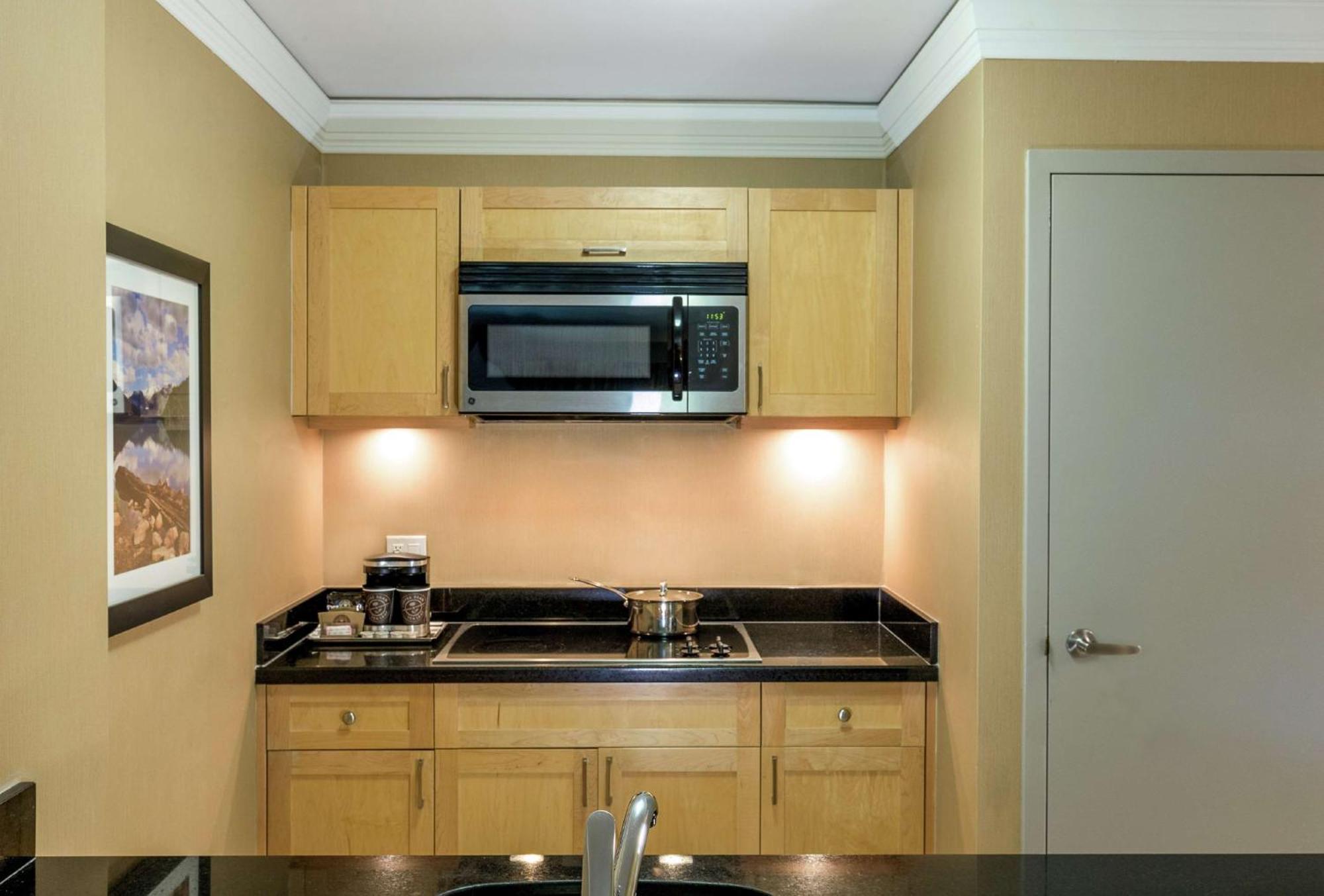 Hilton Whistler Resort & Spa Esterno foto