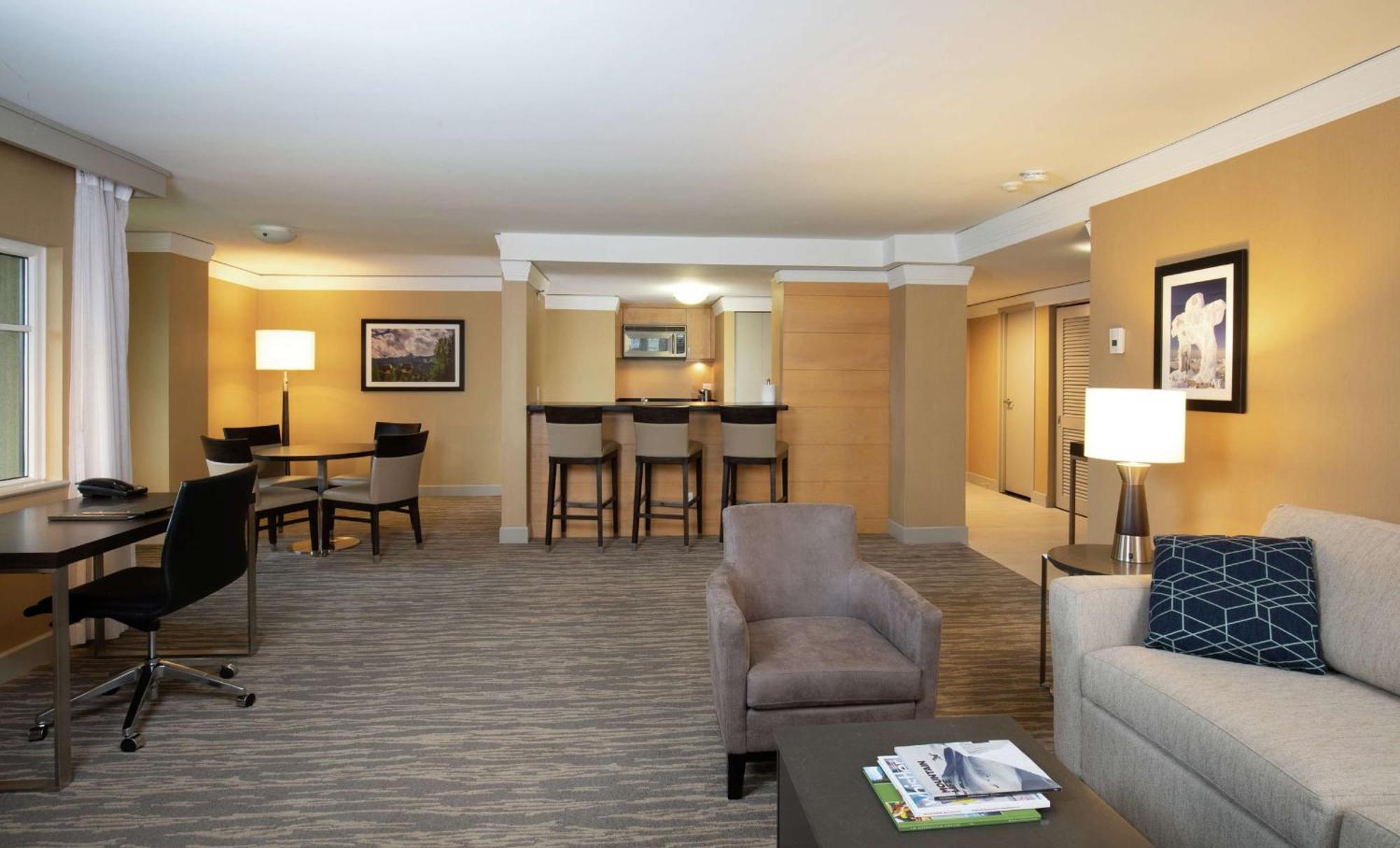 Hilton Whistler Resort & Spa Esterno foto