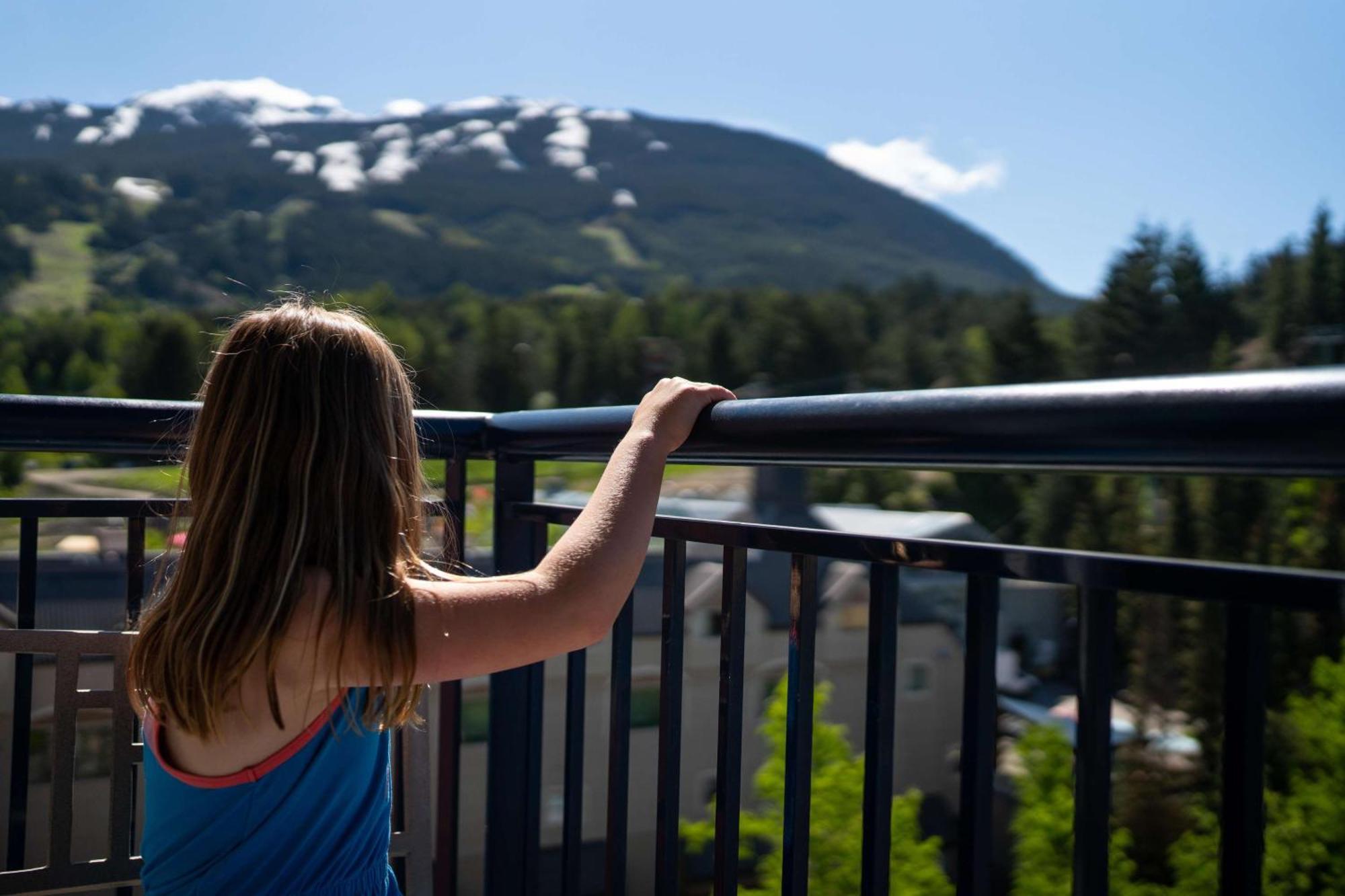 Hilton Whistler Resort & Spa Esterno foto