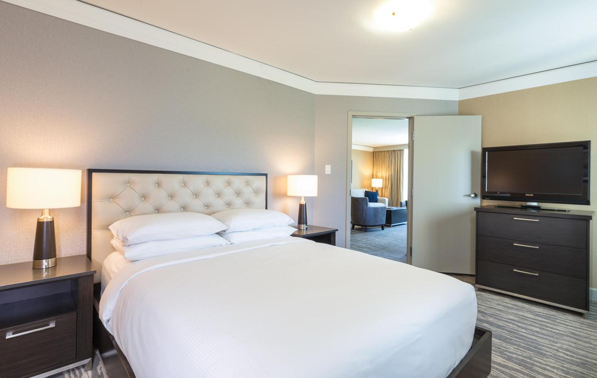 Hilton Whistler Resort & Spa Esterno foto